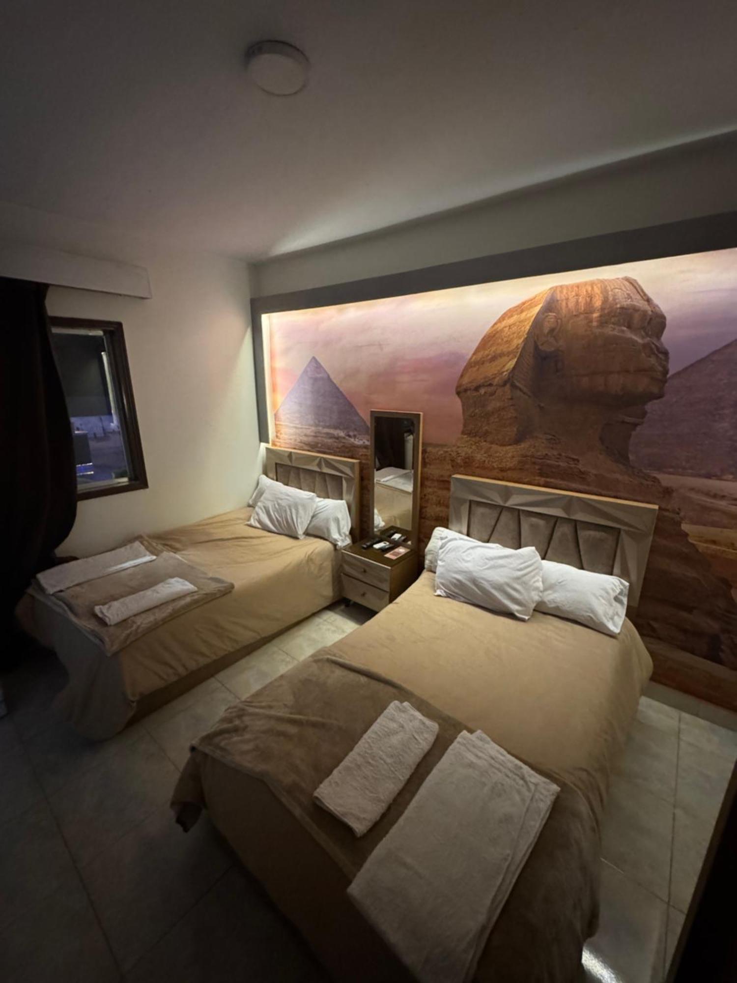 Nefertiti Pyramids View Hotel Cairo Ngoại thất bức ảnh