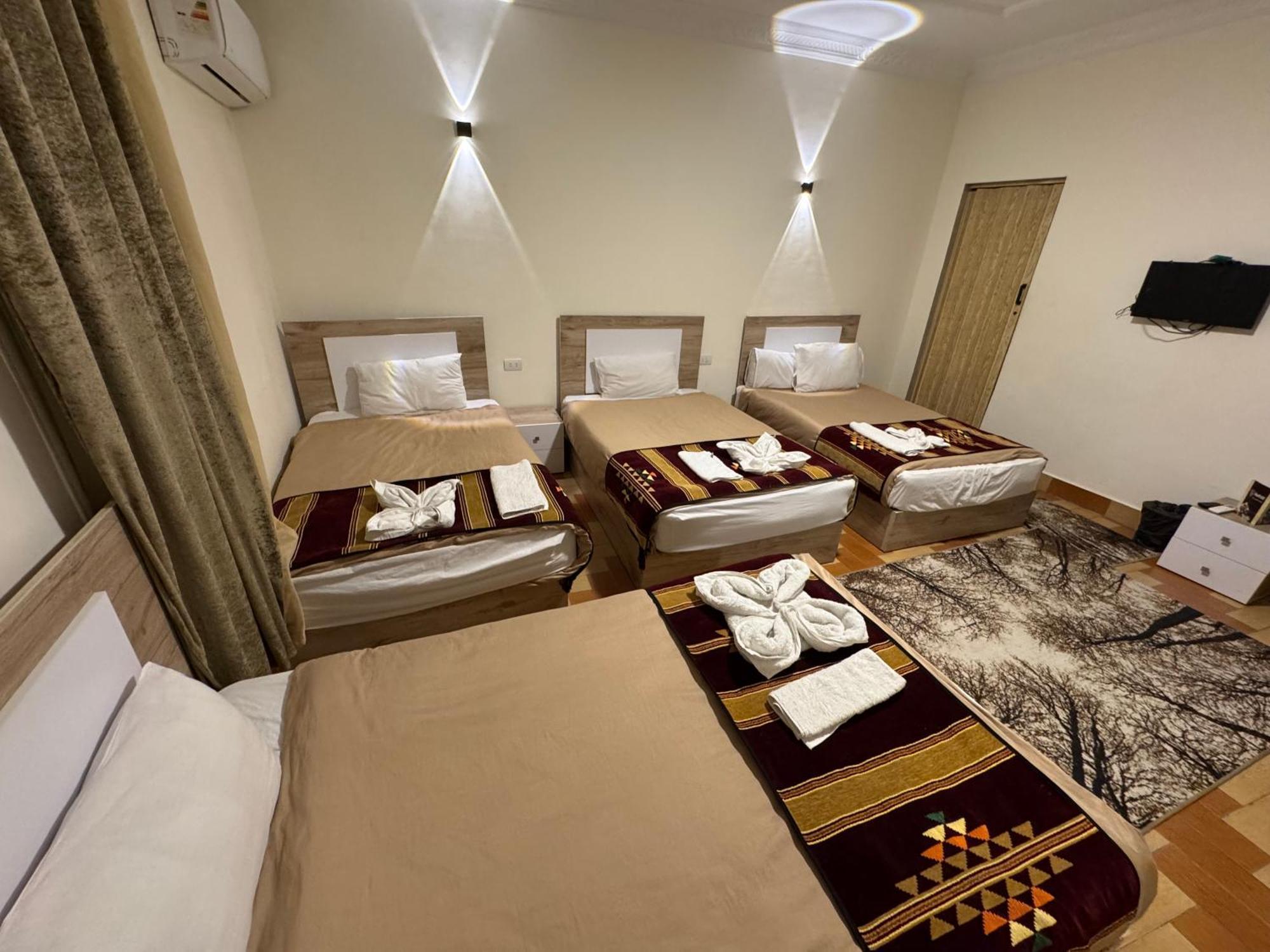 Nefertiti Pyramids View Hotel Cairo Ngoại thất bức ảnh