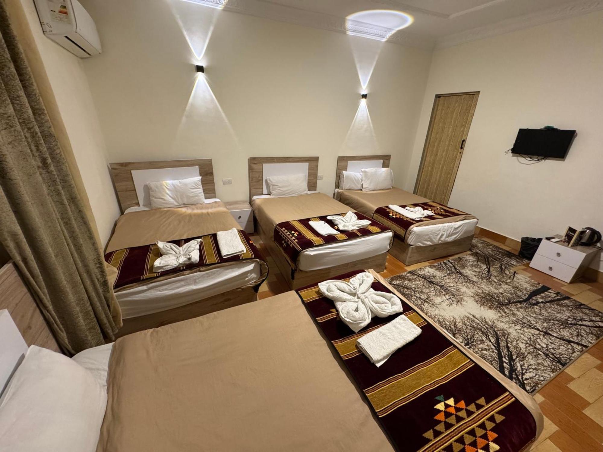 Nefertiti Pyramids View Hotel Cairo Ngoại thất bức ảnh