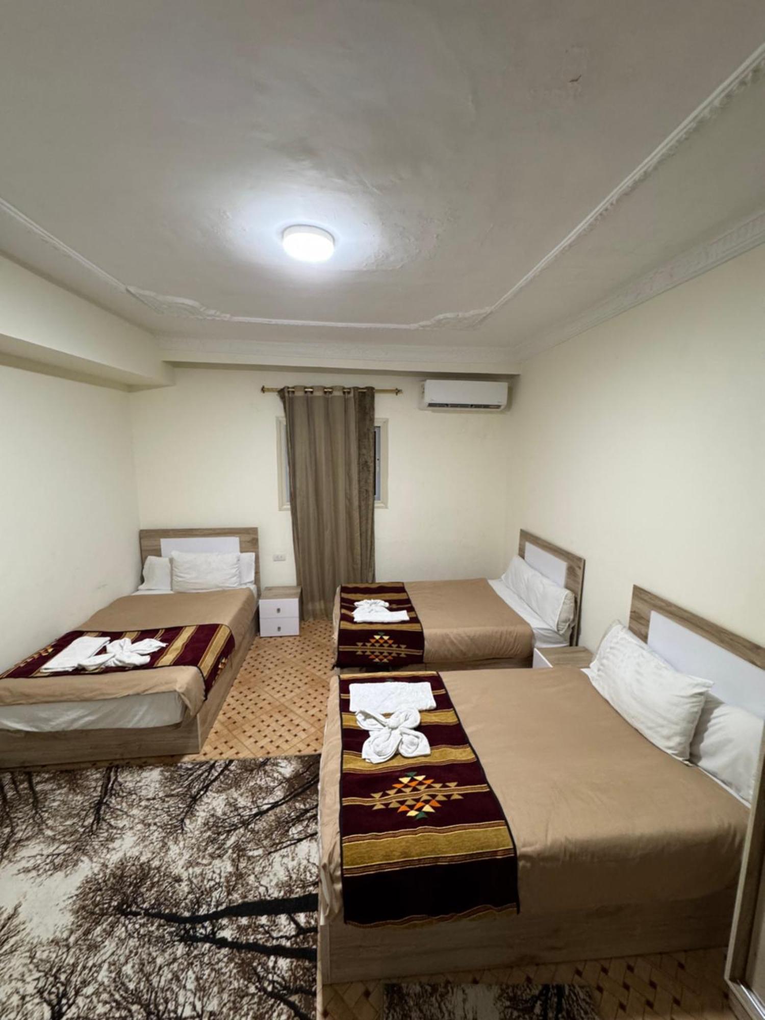 Nefertiti Pyramids View Hotel Cairo Ngoại thất bức ảnh