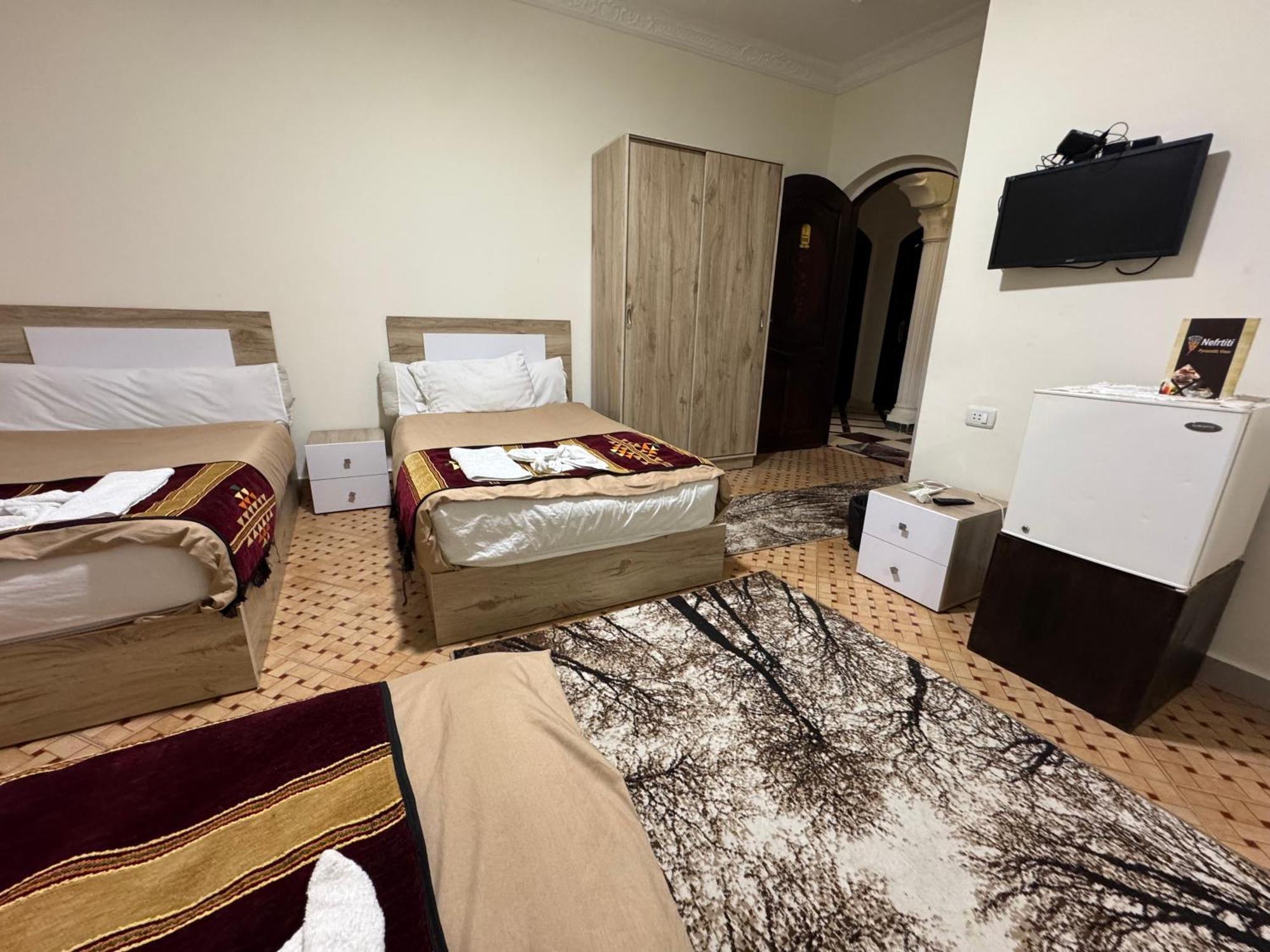 Nefertiti Pyramids View Hotel Cairo Ngoại thất bức ảnh