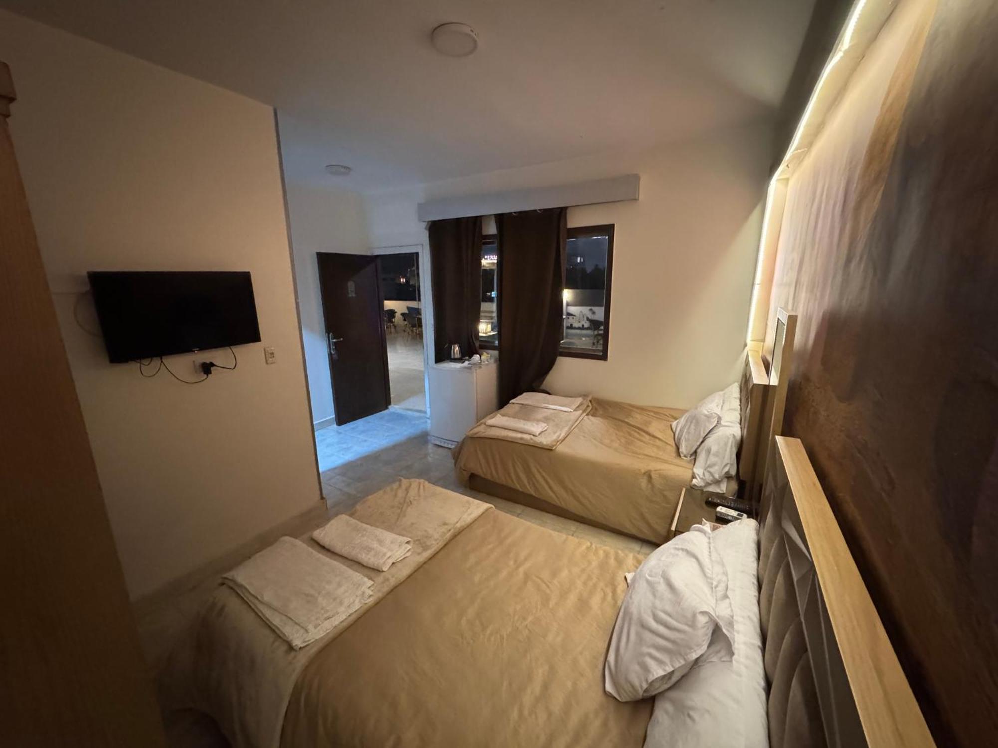 Nefertiti Pyramids View Hotel Cairo Ngoại thất bức ảnh